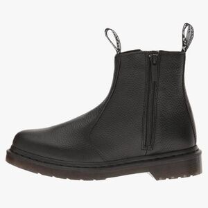 Dr. Martens Chelsea Boot w/Zip